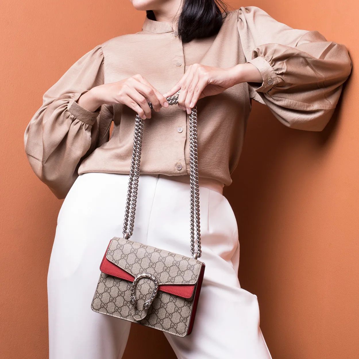Gucci Dionysus GG Supreme Mini Bag