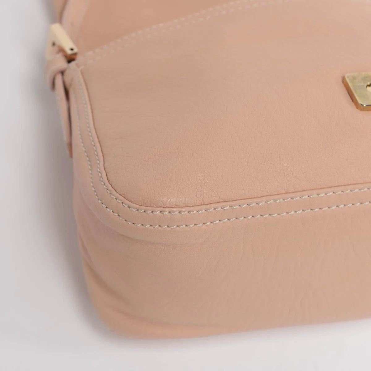Handbag Rental Handbag Hire Sydney Fendi Blush Calfskin Mini Mamma Baguette Bag