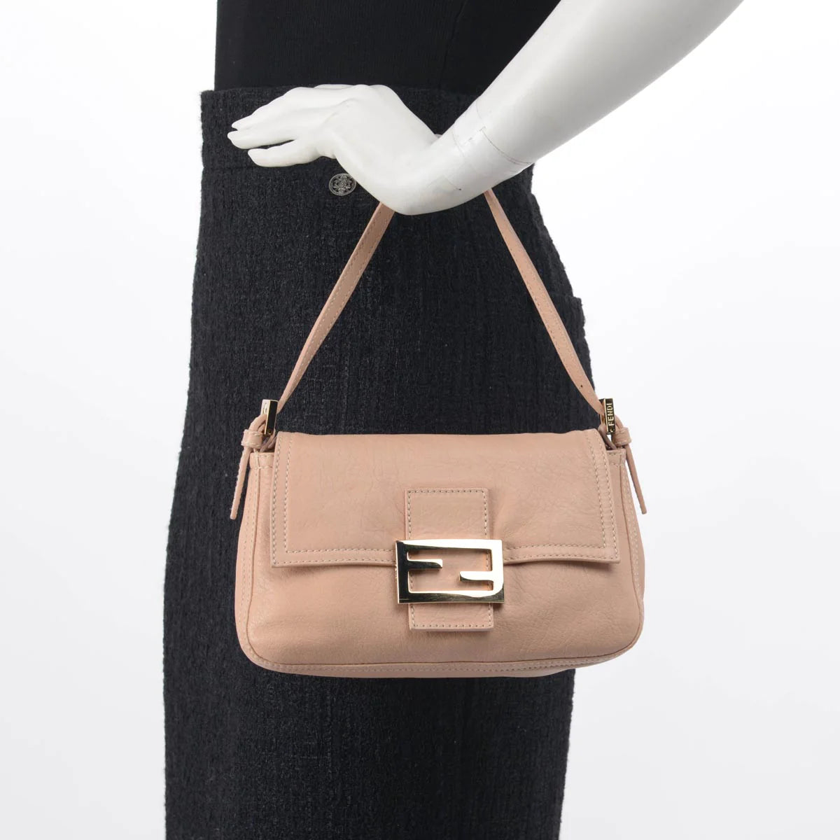 Handbag Rental Handbag Hire Sydney Fendi Blush Calfskin Mini Mamma Baguette Bag
